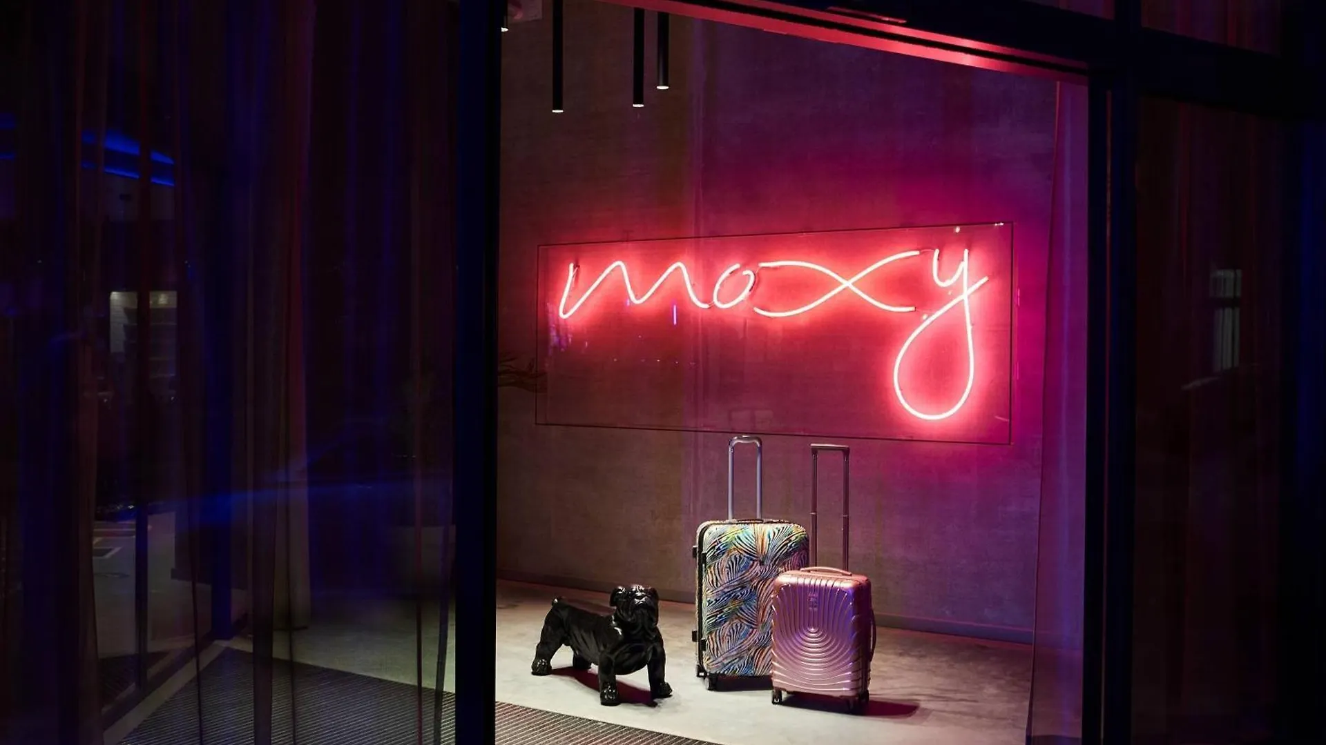 Hotel Moxy Brussels City Center Ixelles