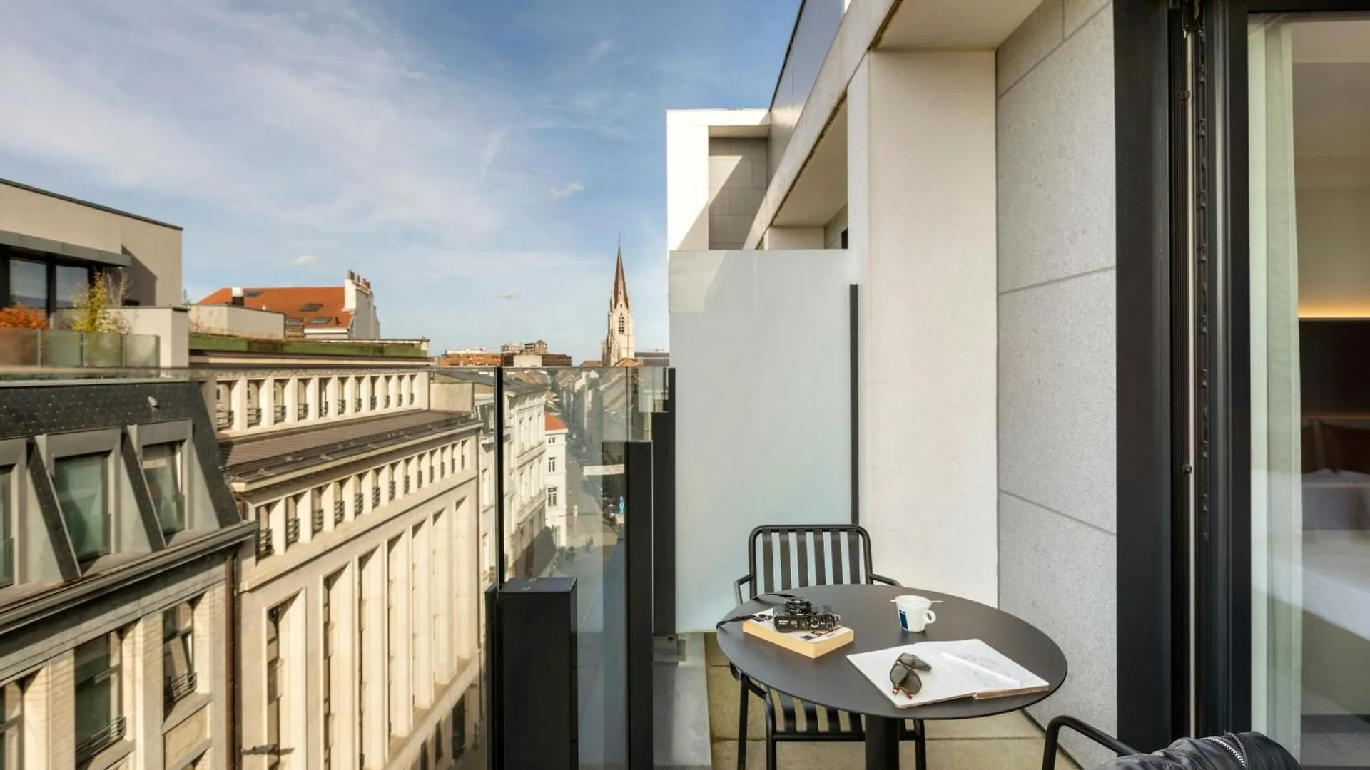**** Hotel Moxy Brussels City Center Belgien
